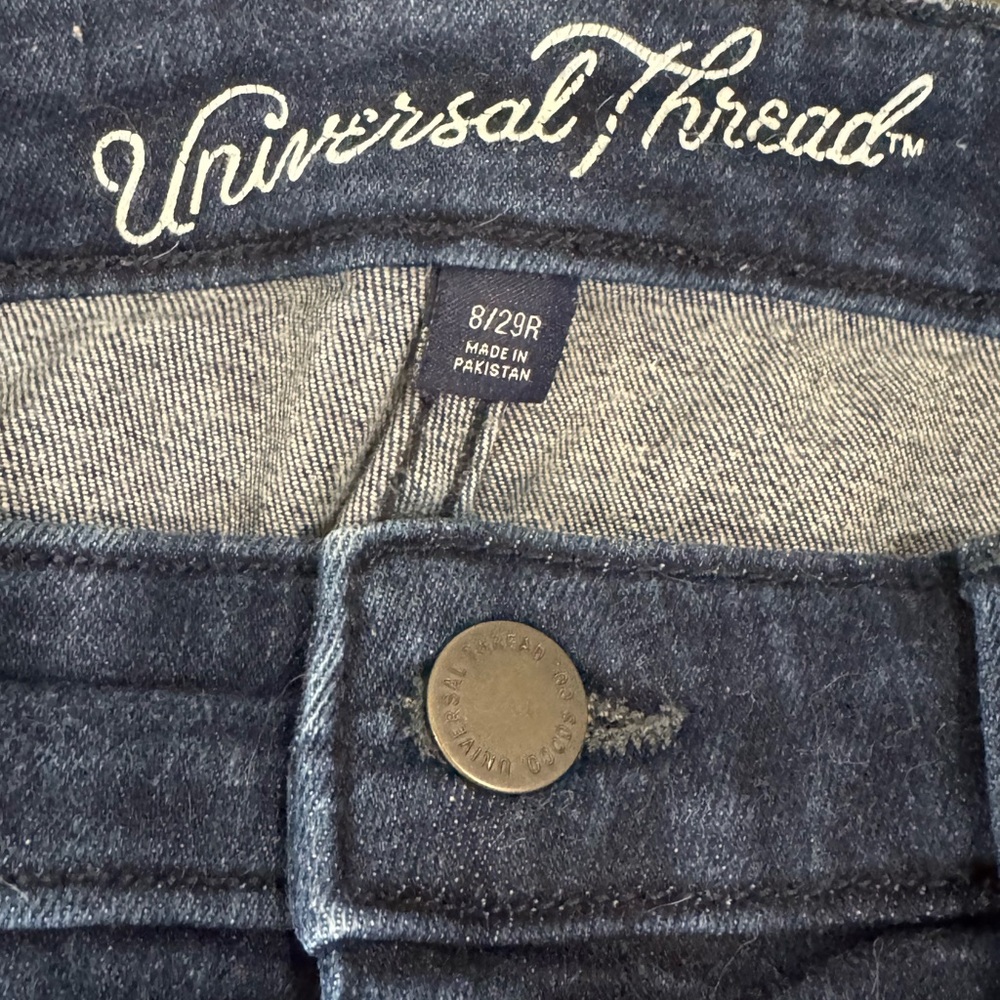 Universal Thread jeans - Picture 2 of 5